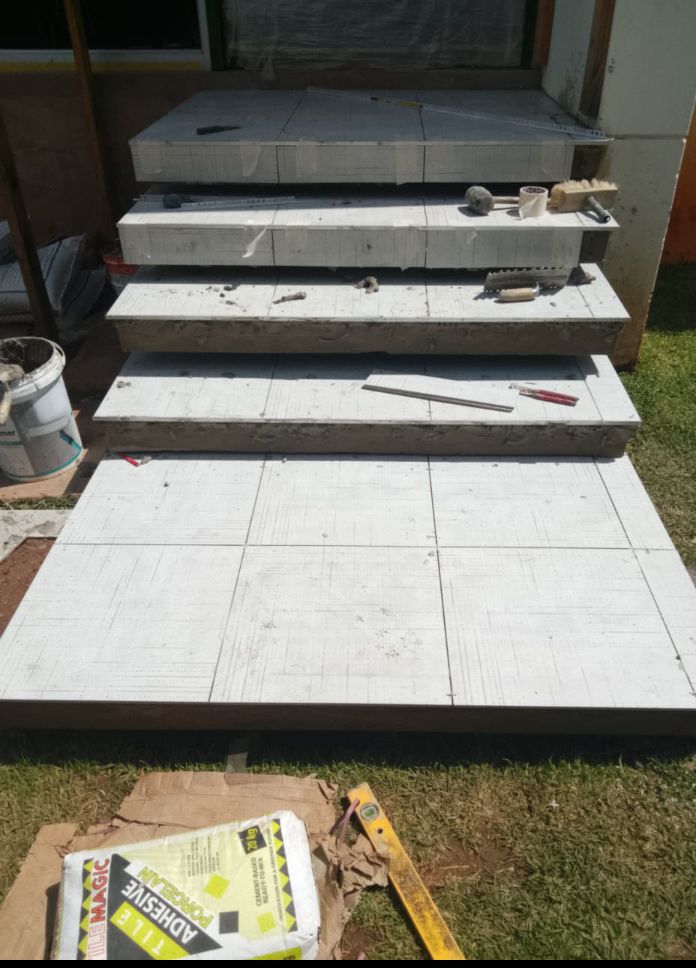 Outdoor tiling